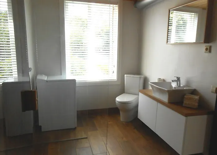 Yellow Center Holiday home